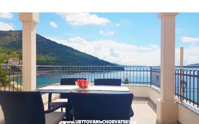 Villa Bilic – Szálláshely Marina - Trogir Horvátország