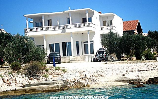 Villa Jelena – Szálláshely Marina - Trogir Horvátország