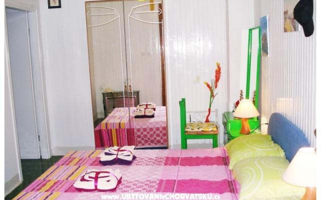 Central Apartman with Balcony – Szálláshely Maslenica Horvátország