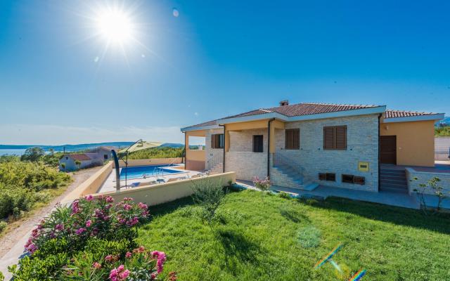 Vila Velebit – Szálláshely Maslenica Horvátország