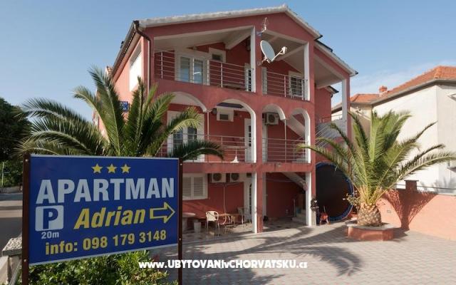 Apartmanok Adrian – Szálláshely Murter sziget Horvátország