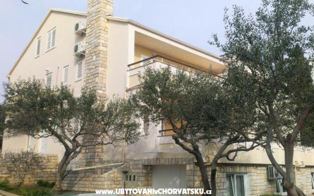 Apartmanok Tomislav – Szálláshely Novalja - Pag Horvátország