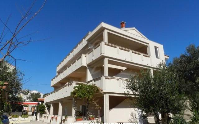 Apartman KATARINA – Szálláshely Novalja - Pag Horvátország