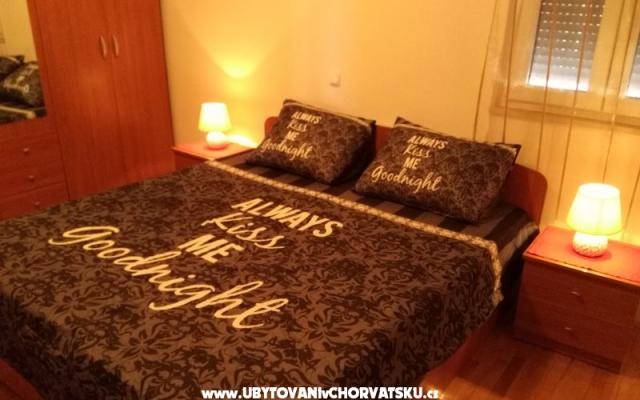 Apartmanok Jelena – Szálláshely Omis Horvátország