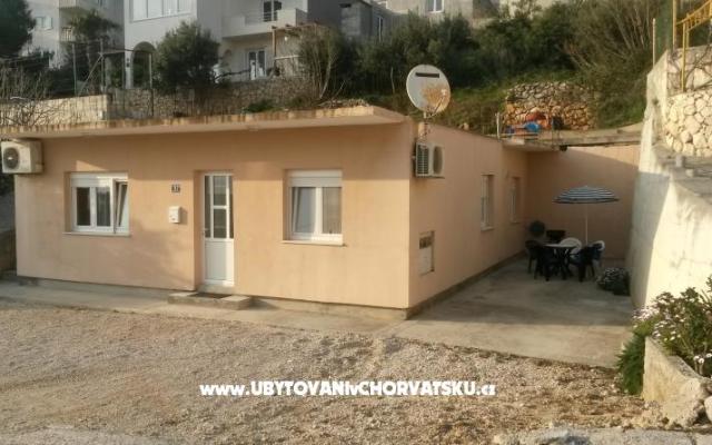 Apartman Jelica – Szálláshely Omis Horvátország