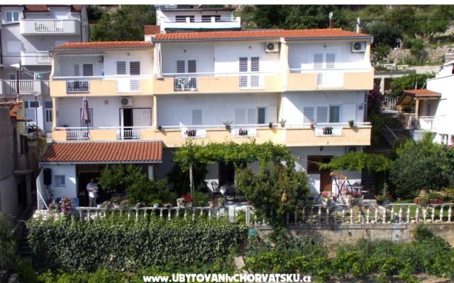 Apartmanok Drago Kovačić – Szálláshely Omis Horvátország