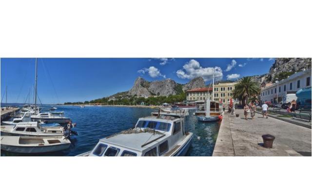 Apartmanok LOLA – Szálláshely Omis Horvátország