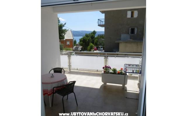 Apartmanok Mila – Szálláshely Omis Horvátország
