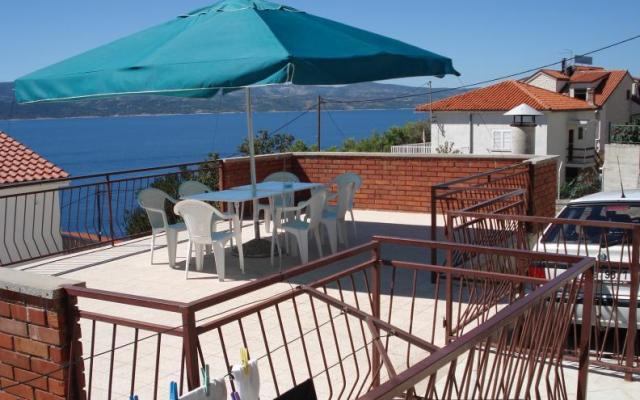 Apartmanok Tony – Szálláshely Omis Horvátország
