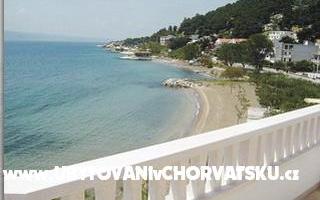 Apartmanok More – Szálláshely Omis Horvátország
