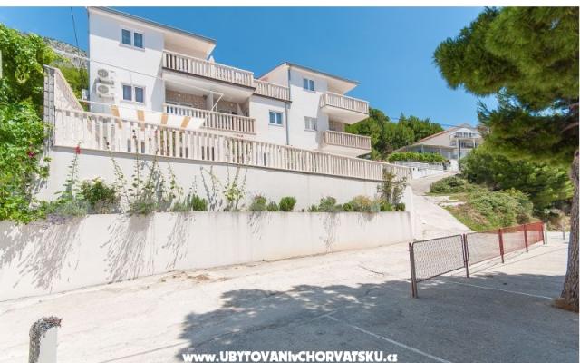 Apartmanok Villa Vesna Celina – Szálláshely Omis Horvátország