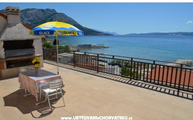 Beach and Sun – Szálláshely Omis Horvátország