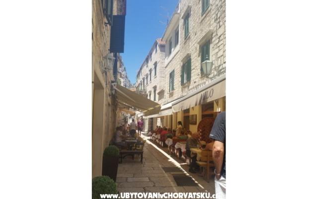 Apartmanok Omiš Centar – Szálláshely Omis Horvátország