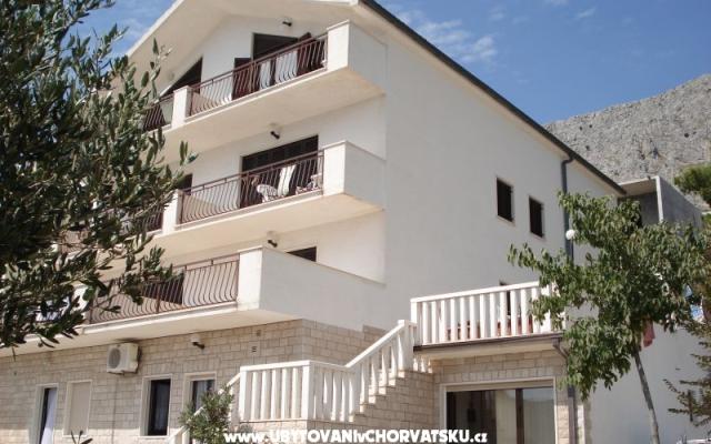 Apartmanok Mladina – Szálláshely Omis Horvátország