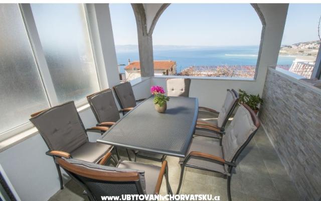 Villa Tomislav – Szálláshely Omis Horvátország