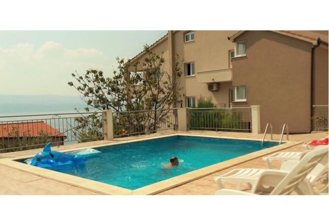 Apartmanok Anisija  – Szálláshely Omis Horvátország