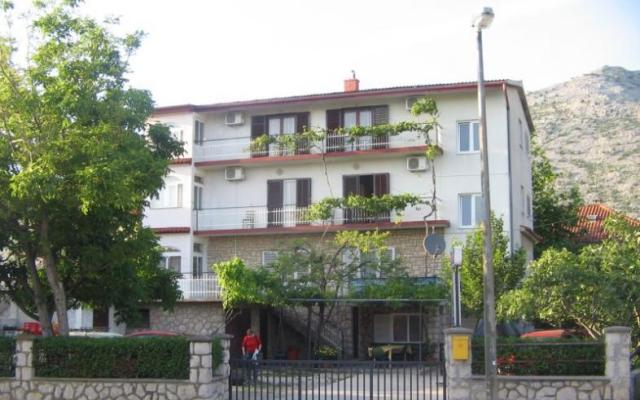 Apartmanok  Diana – Szálláshely Starigrad Paklenica Horvátország
