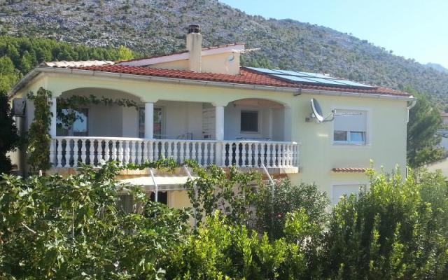 Villa Mirta – Szálláshely Starigrad Paklenica Horvátország