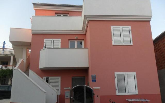 Apartman Damira – Szálláshely Pakostane Horvátország