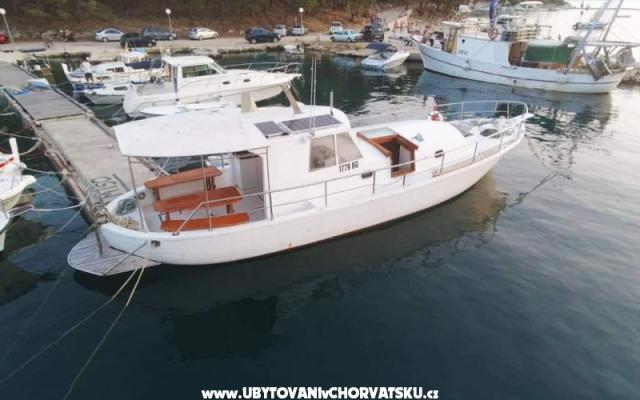 Tourist boat - Robinson Tourism – Szálláshely Pakostane Horvátország