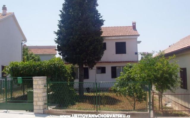 Apartman Jagoda – Szálláshely Pirovac Horvátország