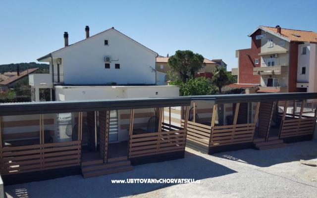 Apartmanok KING – Szálláshely Pirovac Horvátország
