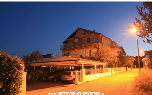 Villa Mir  – Szálláshely Pirovac Horvátország