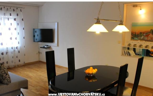 Apartman Gusic – Szálláshely Podstrana Horvátország