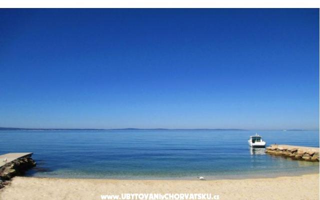 The Beach – Szálláshely Podstrana Horvátország