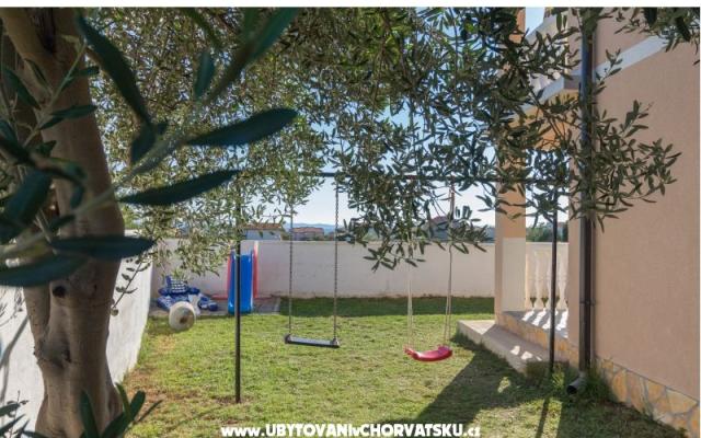Apartmanok Divino – Szálláshely Privlaka Horvátország