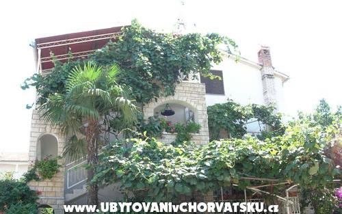 Apartmanok Jole – Szálláshely Pula Horvátország