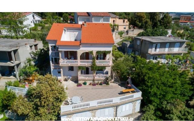 Apartmanok Borić – Szálláshely Rab sziget Horvátország