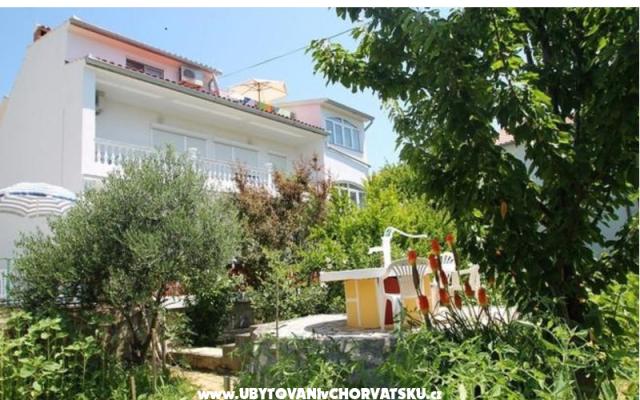 Perkic Apartmanok Marjetka  – Szálláshely Rab sziget Horvátország