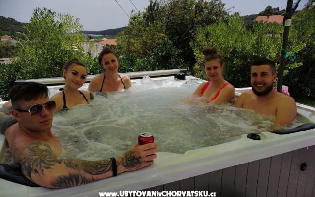 Whirlpool Apartmanok Skoblar – Szálláshely Rab sziget Horvátország