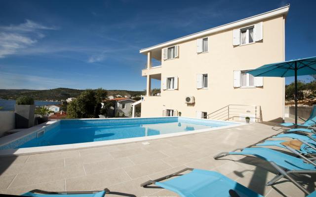 Apartmanok Mezaroca – Szálláshely Rogoznica Horvátország