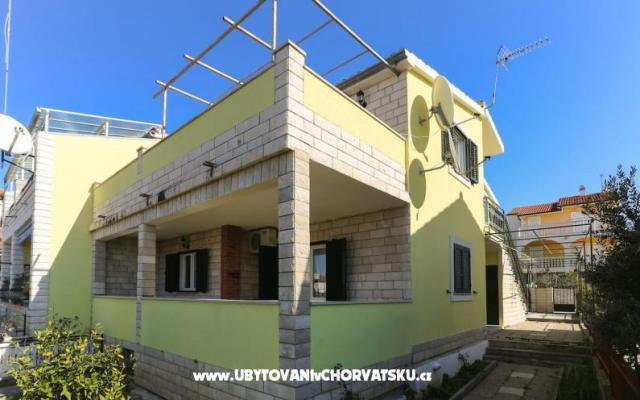 Apartmanok Nika – Szálláshely Rogoznica Horvátország