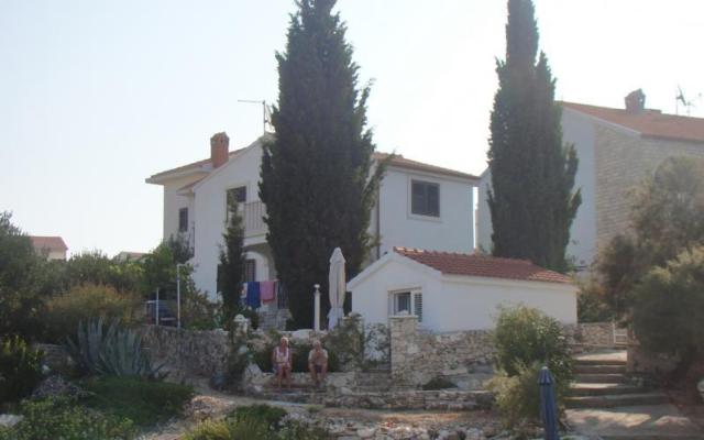 Ház Two Cypresses – Szálláshely Rogoznica Horvátország