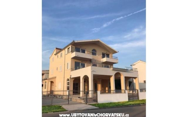 Villa Marina – Szálláshely Rogoznica Horvátország