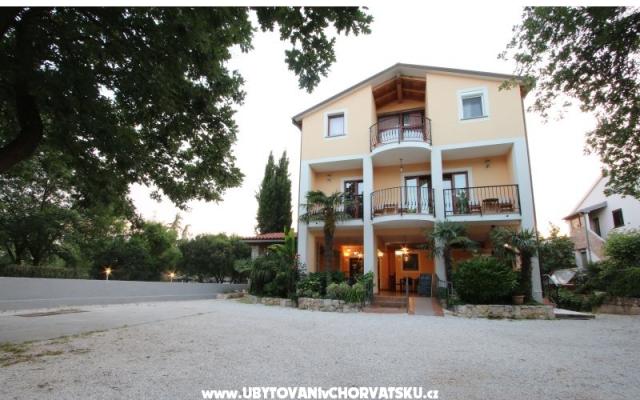 Szobák &amp; Restaurant Feral – Szálláshely Rovinj Horvátország