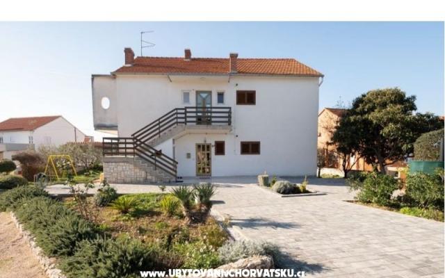 Apartman Rosmarino – Szálláshely Sibenik Horvátország