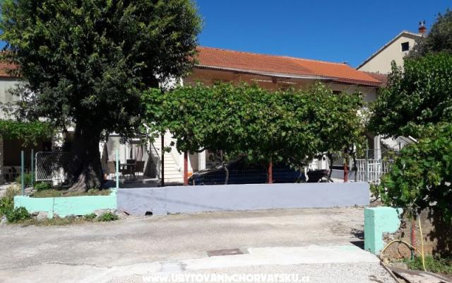 Apartman Stara kuća  – Szálláshely Sibenik Horvátország