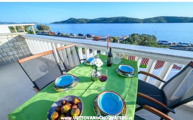 Apartmanok Badzim – Szálláshely Sibenik Horvátország