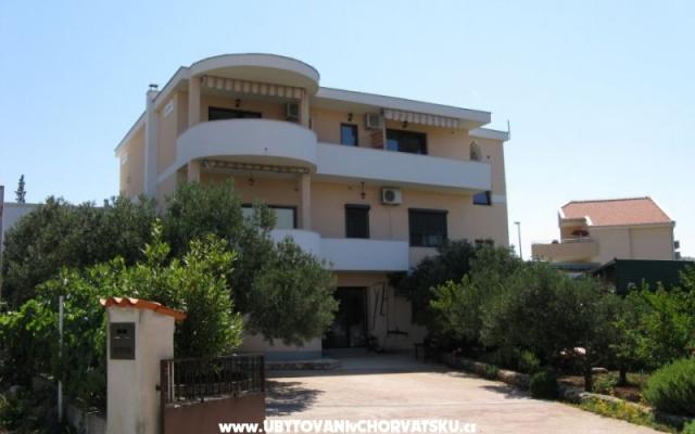 Apartmanok Josip Lela – Szálláshely Sibenik Horvátország