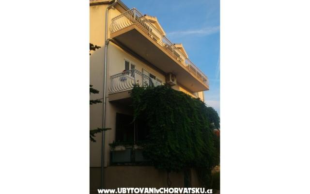 Apartmanok Karla – Szálláshely Sibenik Horvátország