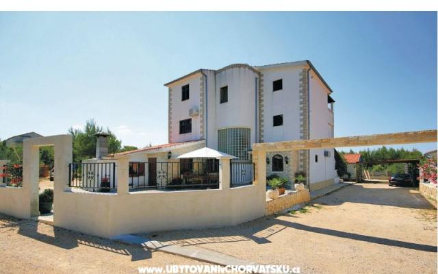 Apartmanok Mirjana – Szálláshely Sibenik Horvátország