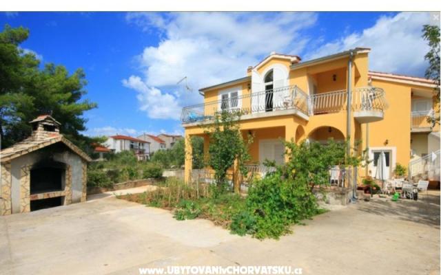 Apartmanok Naomi – Szálláshely Sibenik Horvátország