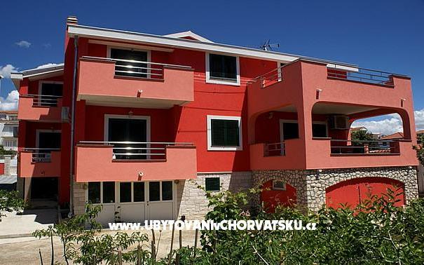Apartmanok Šumera   – Szálláshely Sibenik Horvátország