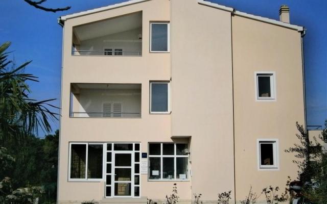 Apartmanok Villa Korina – Szálláshely Sibenik Horvátország