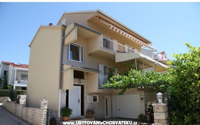 Apartmanok by the Sea – Szálláshely Sibenik Horvátország