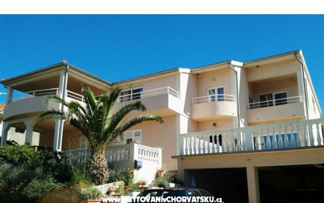 Holiday Oasis  – Szálláshely Sibenik Horvátország